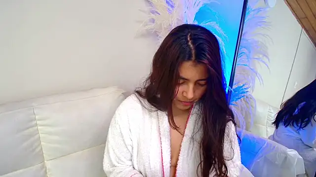Snapshot of Rebeca_Williams_ chatting on February 2025 11:52:02 PM Rebeca Williams online show from February 2025 11:52:02 PM