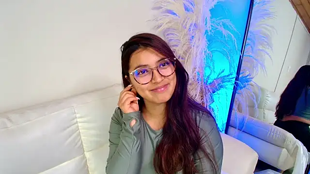 Snapshot of Rebeca_Williams_ chatting on February 2025 06:00:01 AM Rebeca Williams online show from February 2025 06:00:01 AM