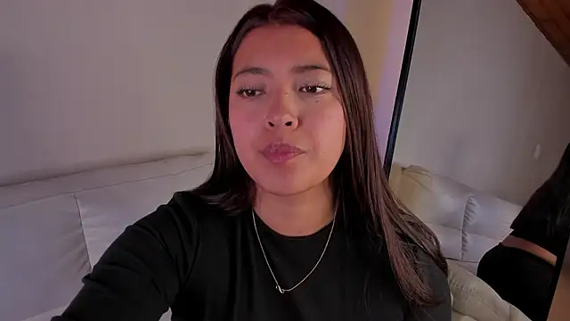 Rebeca Williams  online show from March 2026 12:44:01 PM