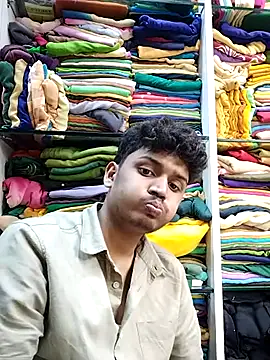 Snapshot of heartless__95 chatting on March 2025 10:20:02 AM heartless 95 online show from March 2025 10:20:02 AM