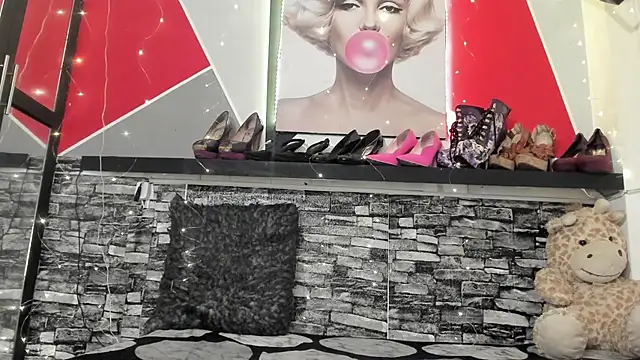 Cute Cata online show from January 2025 05:58:02 PM