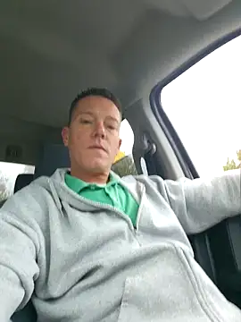 Bigtater1999 online show from November 2025 12:39:02 PM