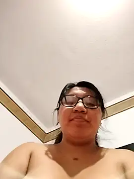 11-Lilith online show from December 2024 05:13:01 AM