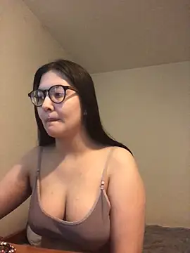 Prudie Gabriella online show from March 2025 01:19:02 PM