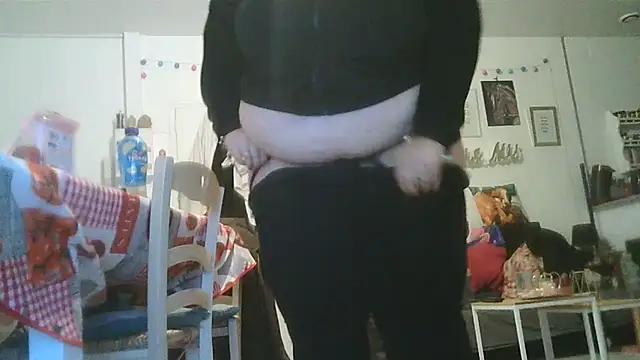 Snapshot of cyril020202 chatting on December 2024 12:51:02 PM cyril020202 online show from December 2024 12:51:02 PM