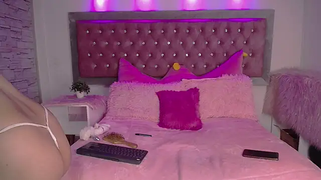 EmmaWilder online show from January 2025 08:48:01 PM