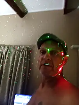 Beertjie1976 online show from September 2025 01:44:02 AM