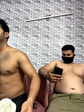 Snapshot of John_desihunk chatting on October 2025 04:40:02 PM John desihunk online show from October 2025 04:40:02 PM