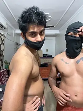 Snapshot of John_desihunk chatting on October 2025 04:35:02 PM John desihunk online show from October 2025 04:35:02 PM