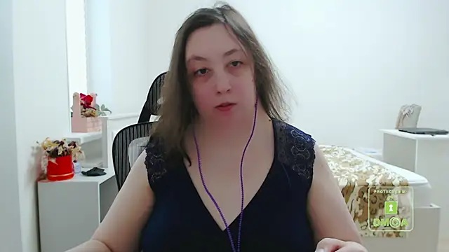 Snapshot of cute_and_hot chatting on February 2025 12:00:02 PM cute and hot online show from February 2025 12:00:02 PM