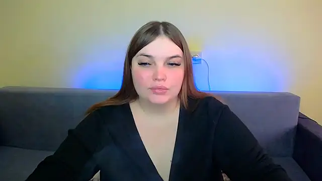 Emaaa ua online show from February 2025 10:02:02 AM