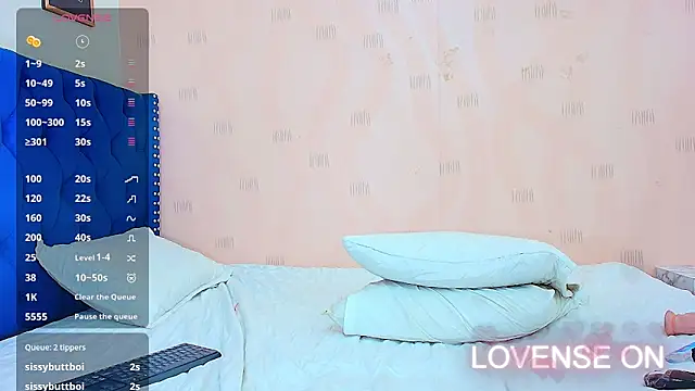 hotlatinateacher online show from December 2024 02:04:01 AM