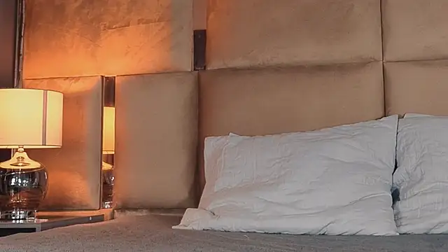 angelinepossy online show from September 2025 09:14:02 PM