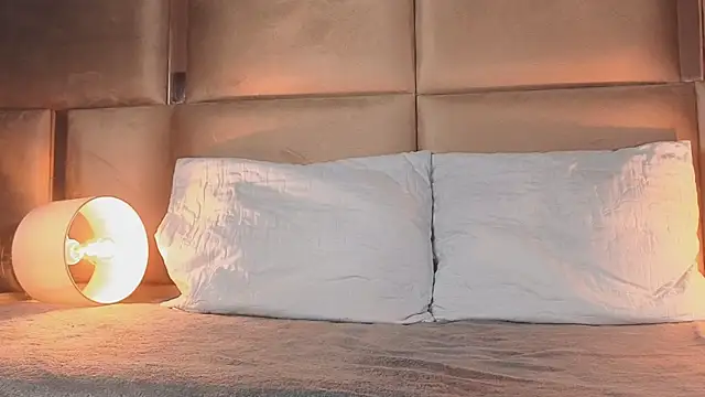 angelinepossy online show from September 2025 09:51:01 PM