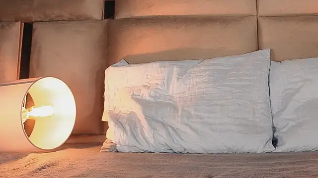 angelinepossy online show from September 2025 10:25:01 PM