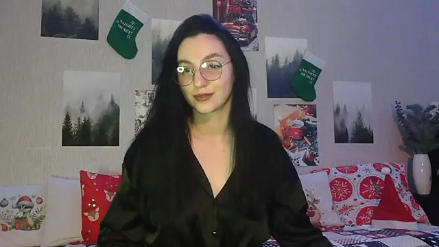 Fluffy Tiffy online show from December 2024 02:01:02 AM