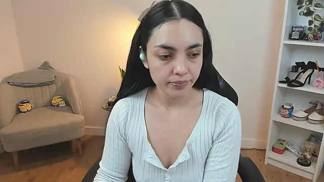  BellaEvans  online show from January 2025 05:54:02 AM