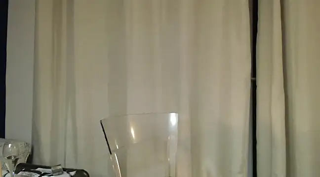 Ladystargazer1966 online show from February 2025 01:02:02 AM