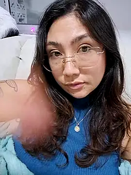 Snapshot of Mia_Ruiz chatting on November 2025 03:16:02 AM Mia Ruiz online show from November 2025 03:16:02 AM