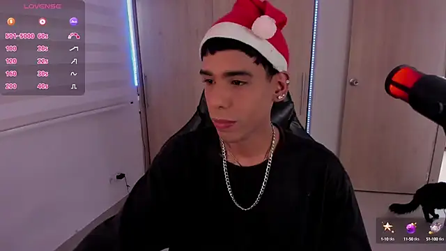 aldrinwhite online show from December 2024 08:48:01 PM