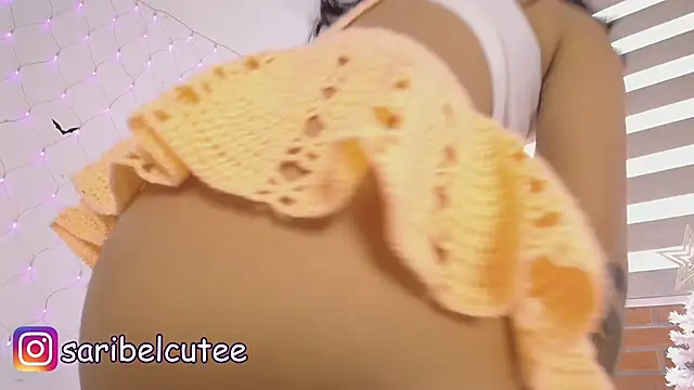 saribelcute online show from December 2024 04:50:01 PM