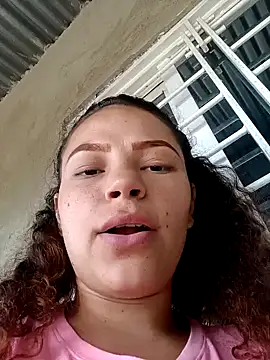 Snapshot of Mommy-Hot chatting on January 2025 01:59:02 PM Mommy-Hot online show from January 2025 01:59:02 PM