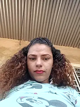 Snapshot of Mommy-Hot chatting on February 2025 03:07:01 PM Mommy-Hot online show from February 2025 03:07:01 PM