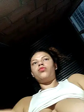 Snapshot of Mommy-Hot chatting on February 2025 11:10:02 AM Mommy-Hot online show from February 2025 11:10:02 AM