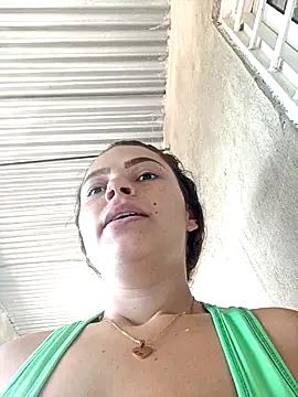 Snapshot of Mommy-Hot chatting on March 2025 06:58:02 PM Mommy-Hot online show from March 2025 06:58:02 PM