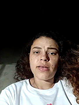 Snapshot of Mommy-Hot chatting on March 2025 03:04:01 AM Mommy-Hot online show from March 2025 03:04:01 AM