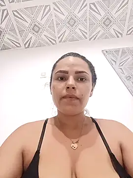 Snapshot of Mommy-Hot chatting on March 2025 08:40:02 PM Mommy-Hot online show from March 2025 08:40:02 PM