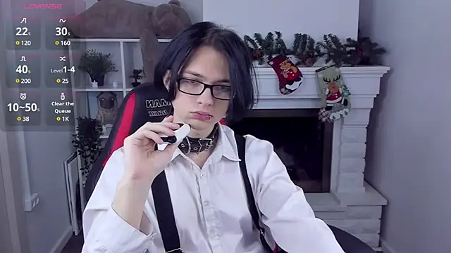 Snapshot of Justin_Care chatting on December 2024 08:25:02 PM Justin Care online show from December 2024 08:25:02 PM