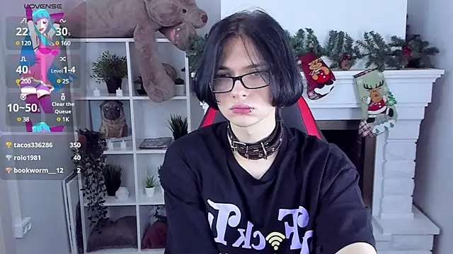 Snapshot of Justin_Care chatting on December 2024 10:55:01 PM Justin Care online show from December 2024 10:55:01 PM