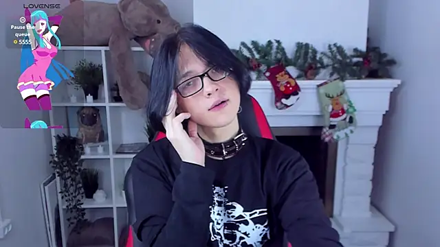 Snapshot of Justin_Care chatting on January 2025 08:32:02 PM Justin Care online show from January 2025 08:32:02 PM