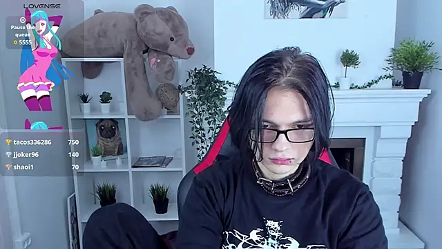 Snapshot of Justin_Care chatting on January 2025 01:56:02 AM Justin Care online show from January 2025 01:56:02 AM