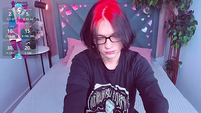 Snapshot of Justin_Care chatting on February 2025 12:43:01 PM Justin Care online show from February 2025 12:43:01 PM