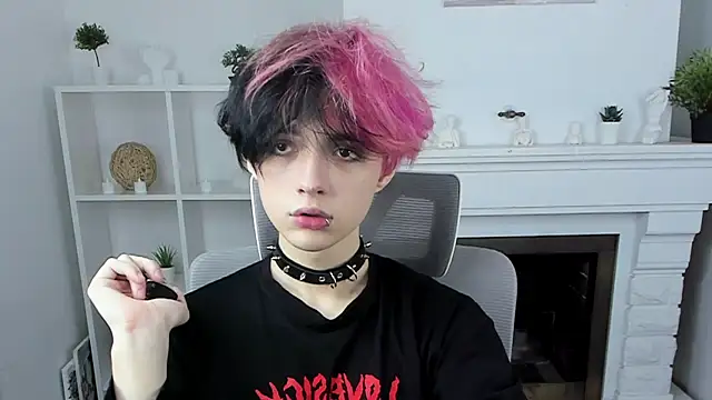 Snapshot of Justin_Care chatting on September 2025 08:42:02 PM Justin Care online show from September 2025 08:42:02 PM