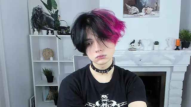 Snapshot of Justin_Care chatting on October 2025 12:27:01 PM Justin Care online show from October 2025 12:27:01 PM