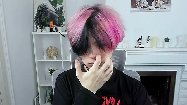 Snapshot of Justin_Care chatting on November 2025 12:37:02 PM Justin Care online show from November 2025 12:37:02 PM