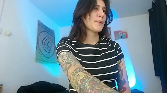 Julytattoo online show from March 2025 03:56:01 AM