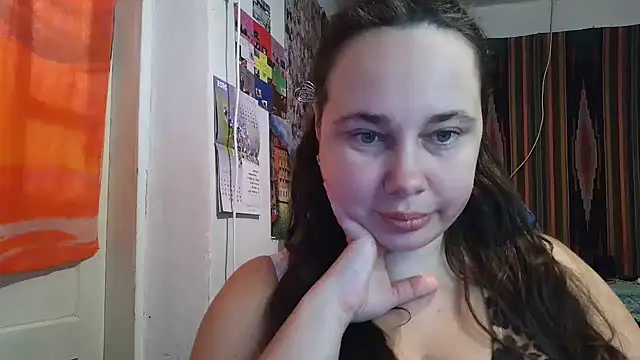 Snapshot of Cora_Maro chatting on October 2025 12:05:01 PM Cora Maro online show from October 2025 12:05:01 PM