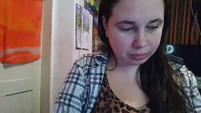 Snapshot of Cora_Maro chatting on October 2025 01:57:01 AM Cora Maro online show from October 2025 01:57:01 AM