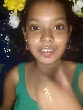Snapshot of IAMNOTI chatting on January 2025 12:52:01 PM IAMNOTI online show from January 2025 12:52:01 PM