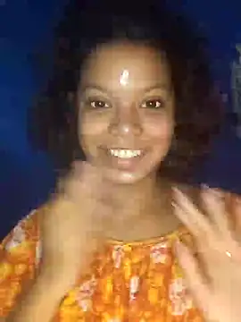 Snapshot of IAMNOTI chatting on January 2025 09:39:01 AM IAMNOTI online show from January 2025 09:39:01 AM