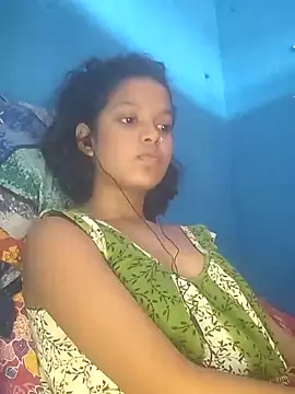 Snapshot of IAMNOTI chatting on February 2025 04:04:01 AM IAMNOTI online show from February 2025 04:04:01 AM