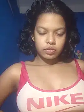 Snapshot of IAMNOTI chatting on February 2025 12:30:01 AM IAMNOTI online show from February 2025 12:30:01 AM