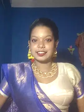 Snapshot of IAMNOTI chatting on February 2025 03:27:01 PM IAMNOTI online show from February 2025 03:27:01 PM