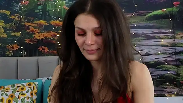 Snapshot of MadameDeFeu chatting on January 2025 10:49:02 AM MadameDeFeu online show from January 2025 10:49:02 AM