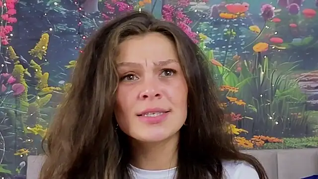 Snapshot of MadameDeFeu chatting on January 2025 11:27:02 AM MadameDeFeu online show from January 2025 11:27:02 AM