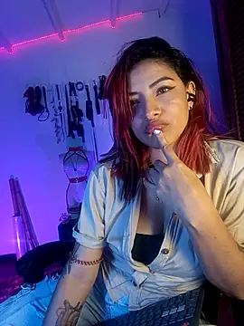 TAFITASLAVE online show from September 2025 01:38:02 AM